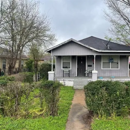 Buy this 2 bed house on 1539 Copeland Street in Houston, TX 77020