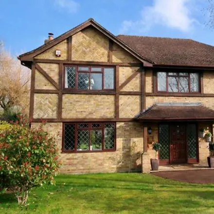 Buy this 5 bed house on Bramblewood in Merstham, RH1 3DW