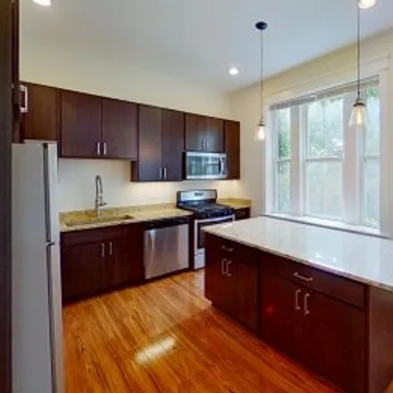 Rent this 3 bed apartment on #2,2048 West Evergreen Avenue in Noble Square, Chicago