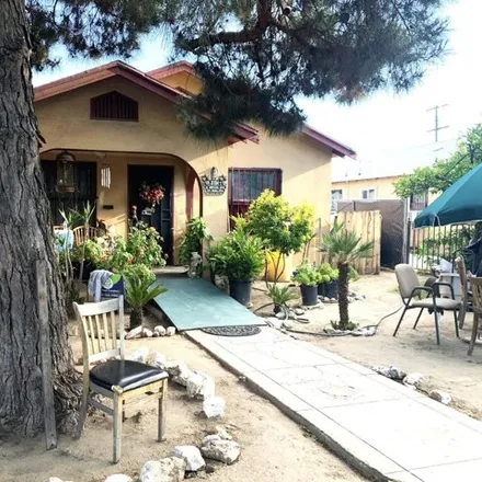 Buy this 2 bed house on 3774 East Nevada Avenue in Fresno, CA 93702