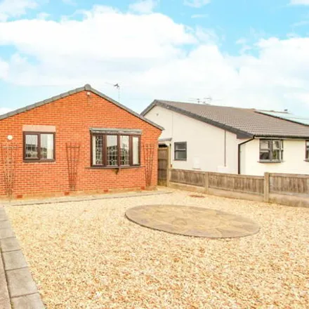 Buy this 2 bed house on Lindrick Drive in Armthorpe, DN3 3SQ
