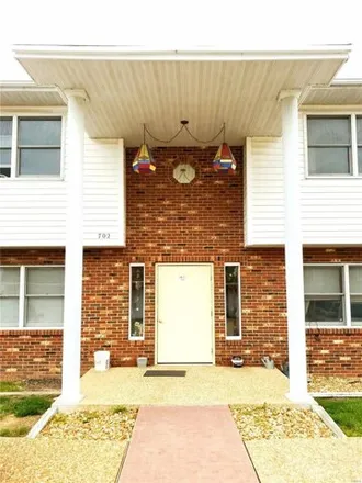 Rent this 2 bed condo on 702 Clearview Drive in Union, MO 63084