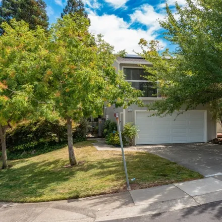 Buy this 3 bed townhouse on Camino Verde Circle in Walnut Creek, CA 94706