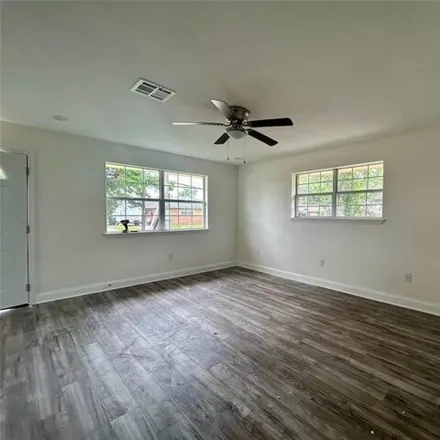 Image 4 - 8801 Dinkins Street, New Orleans, LA 70127, USA - House for rent