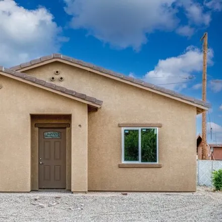Buy this 3 bed house on 1425 W Panama Ln in Tucson, Arizona