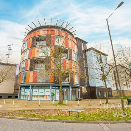 Rent this 2 bed apartment on Quayside Drive in Colchester, CO2 8FX