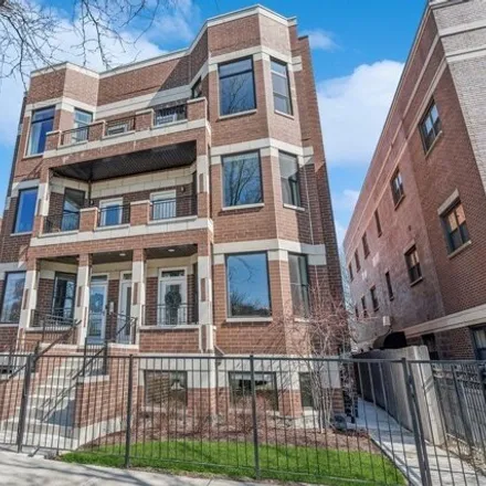 Buy this 3 bed condo on 1739 North Humboldt Boulevard in Chicago, IL 60647