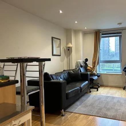 Image 2 - Gotts Road, Leeds, LS12 1DW, United Kingdom - Apartment for rent