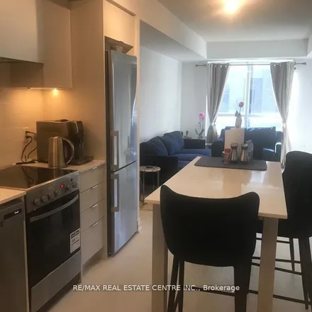 Image 6 - 21 Formula Court, Toronto, ON M9B 3Z8, Canada - Apartment for rent