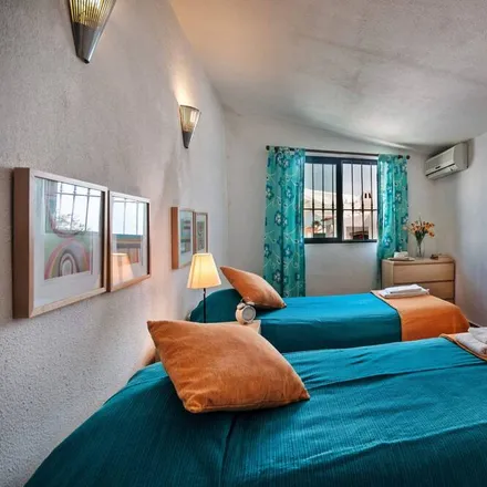 Rent this 6 bed house on 8200-357 Distrito de Évora