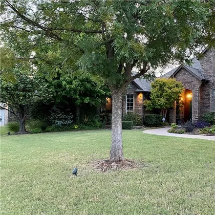 Buy this 6 bed house on 1421 Southwest 135th Street in Oklahoma City, OK 73170