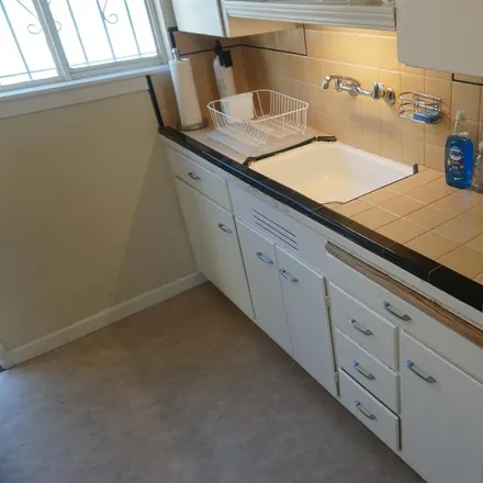 Rent this 1 bed room on 3942 Wilda Avenue in Oakland, CA 94610