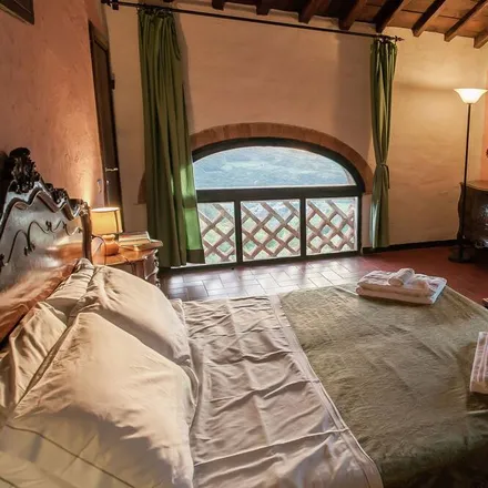 Rent this 3 bed house on Dicomano in Viale Vittorio Veneto, 50062 Dicomano FI