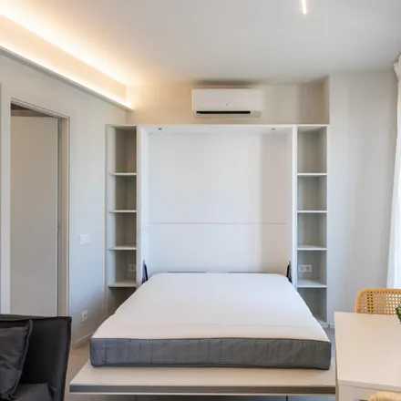 Rent this studio apartment on Passeig de Manuel Girona in 52, 08034 Barcelona