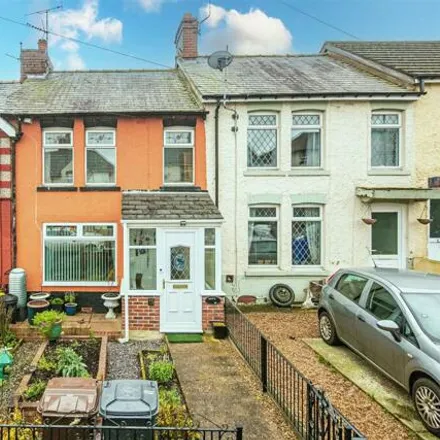Buy this 3 bed townhouse on Sitwell Avenue/Melbourne Road in Sitwell Avenue, Stocksbridge