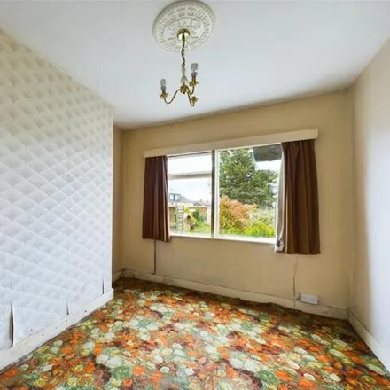 Image 2 - The Drive, London, RM5 3TH, United Kingdom - Townhouse for sale