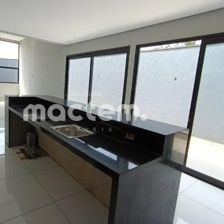 Buy this 3 bed house on Rua Mamoru Kobayashi in Bonfim Paulista, Ribeirão Preto - SP