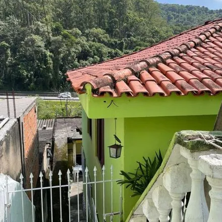 Rent this 2 bed house on Rua ilopolis in Parque Santa Rita de Cassia, Cotia - SP