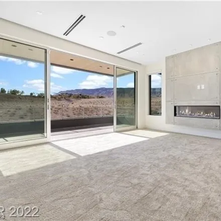 Image 9 - 47 Sun Glow Lane, Summerlin South, NV 89135, USA - House for sale