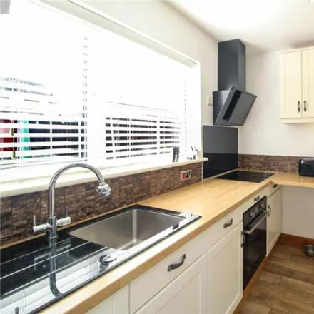 Image 7 - Exford Avenue, Southend-on-Sea, SS0 0EW, United Kingdom - Duplex for sale