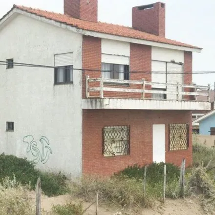 Buy this 2 bed house on Calle 95 4 in Partido de La Costa, 7108 Buenos Aires