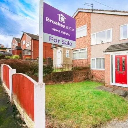 Buy this 3 bed duplex on Waterbeck Close in Bottling Wood, Hindley