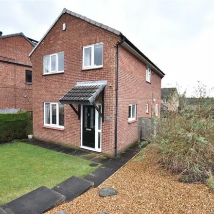 Buy this 3 bed house on Walnut Close in Leeds, LS14 2HG