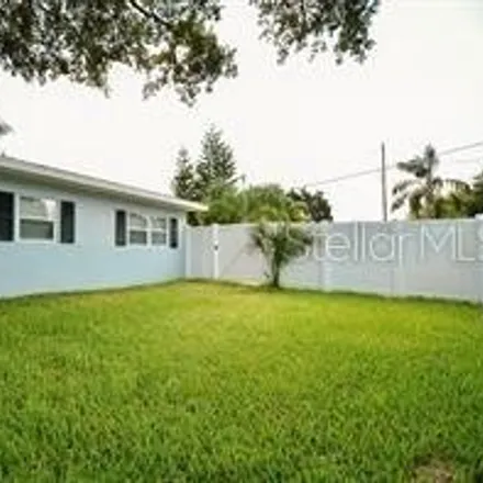 Image 3 - 7374 Royal Palm Drive, New Port Richey, FL 34652, USA - House for sale