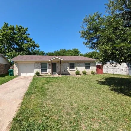 Rent this 3 bed house on 385 Redbud Lane in Wilmer, Dallas County