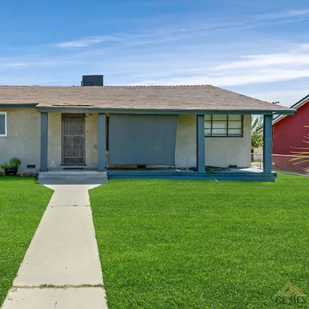 Buy this 3 bed house on 801 Greenwood Drive in Kern County, CA 93306