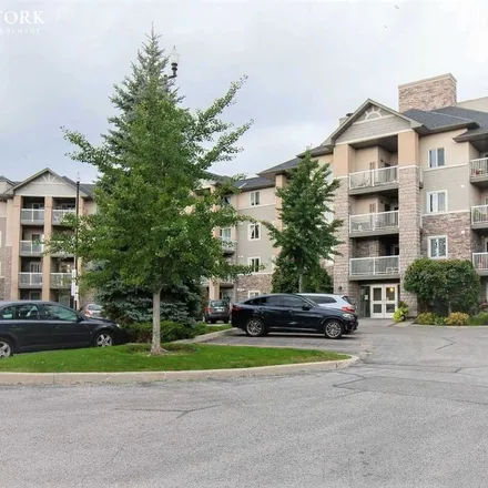 Image 4 - St. Claire Pointe, 684 Warden Avenue, Toronto, ON M1L 0G9, Canada - Apartment for rent
