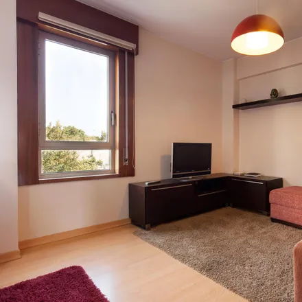 Rent this 3 bed apartment on unnamed road in 4465-092 Matosinhos, Portugal