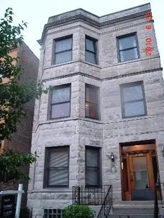Rent this 2 bed house on 3706 North Magnolia Avenue in Chicago, IL 60613