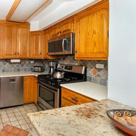 Image 3 - 3282 Oxford Avenue, New York, NY 10463, USA - Apartment for sale