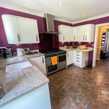 Image 3 - 2 New Road, Parley Cross, BH22 8EF, United Kingdom - House for sale