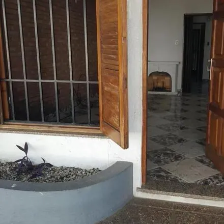 Buy this 2 bed house on Colectora Juan Pablo II in Presidente Roque Saenz Peña, Rosario