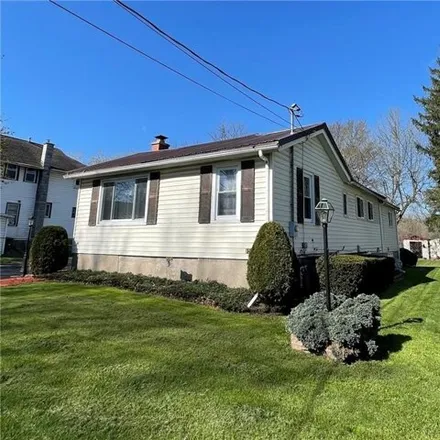 Image 3 - 124 Day Street, Village of Albion, NY 14411, USA - House for sale