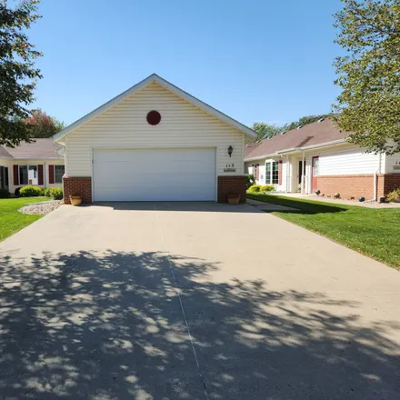 Buy this 2 bed condo on Greenway Drive in Rock Valley, IA 51247