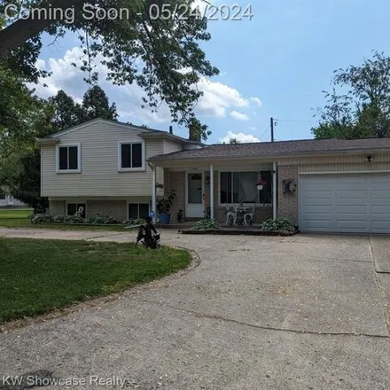 Buy this 4 bed house on 7147 Crestmore Street in West Bloomfield Township, MI 48323