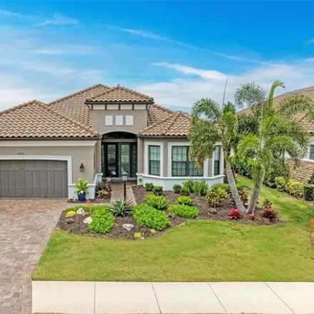 Buy this 3 bed house on 13200 Sorrento Way in Lakewood Ranch, FL 34211