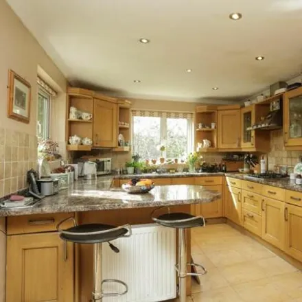 Image 3 - 23 The Crescent, Tyler Hill, CT2 7AQ, United Kingdom - House for sale