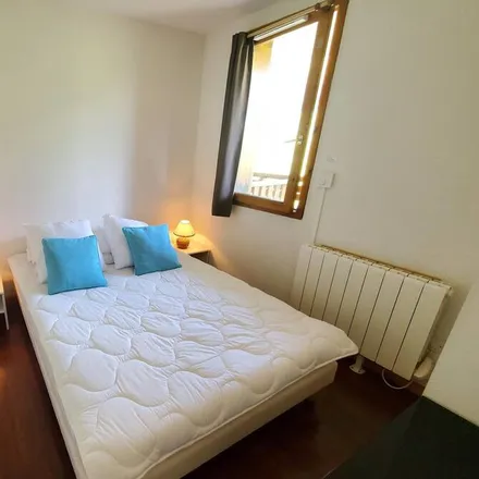 Rent this 1 bed apartment on Besse-et-Saint-Anastaise in Rond-Point des Pistes, 63610 Besse-et-Saint-Anastaise