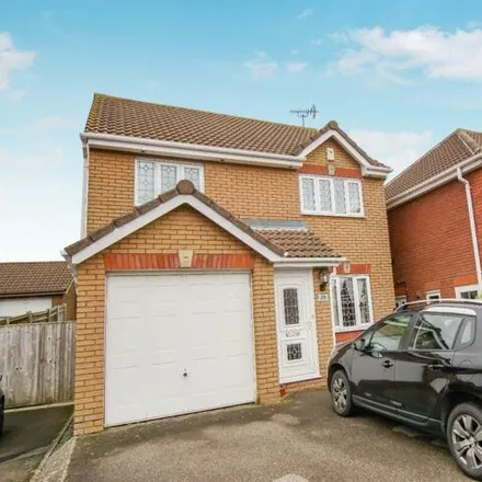 Buy this 3 bed house on Cuckmere Drive in Stone Cross, BN24 5PT