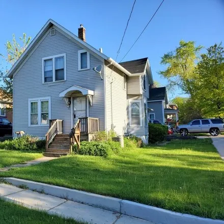 Rent this 3 bed house on 395 Dewey Avenue in Joliet, IL 60436