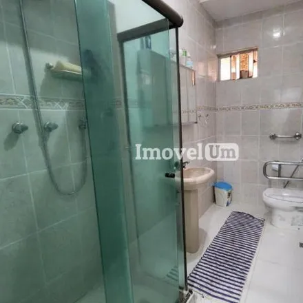 Buy this 4 bed apartment on Rua Figueiredo de Magalhães in Copacabana, Rio de Janeiro - RJ