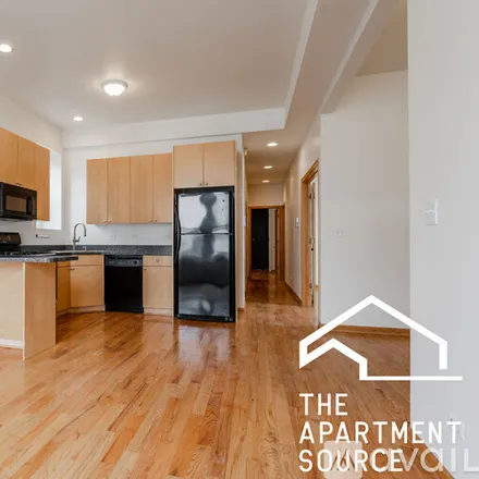 Rent this 3 bed apartment on 1822 N Campbell Ave
