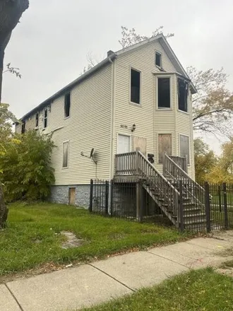 Image 2 - 5000 South Princeton Avenue, Chicago, IL 60609, USA - House for sale