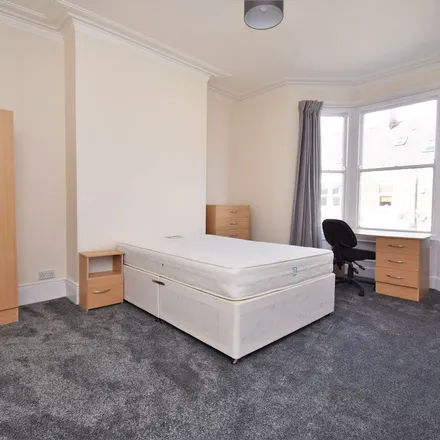 Image 4 - Tavistock Road, Newcastle upon Tyne, NE2 3JA, United Kingdom - Apartment for rent
