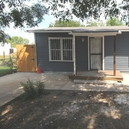 Image 1 - 546 Erline Avenue, San Antonio, TX 78237, USA - Duplex for rent