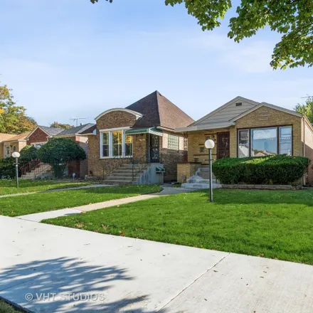 Image 1 - 9809 South Forest Avenue, Chicago, IL 60628, USA - House for sale